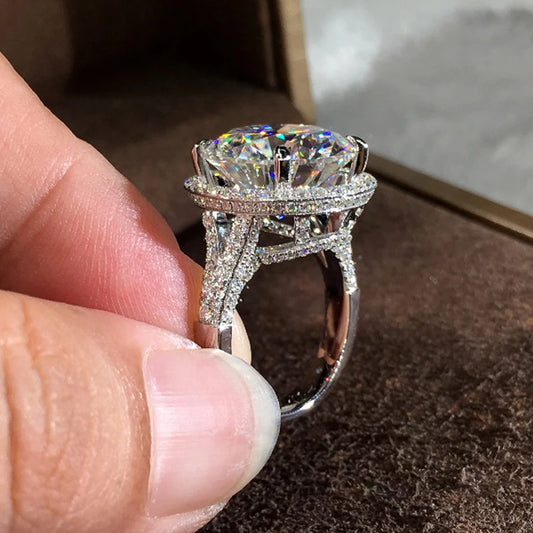 Huitan Luxury 10MM Round Cubic Zirconia Stone Rings Women Wedding Ceremony Proposal Engage Rings Timeless Style Eternity Jewelry