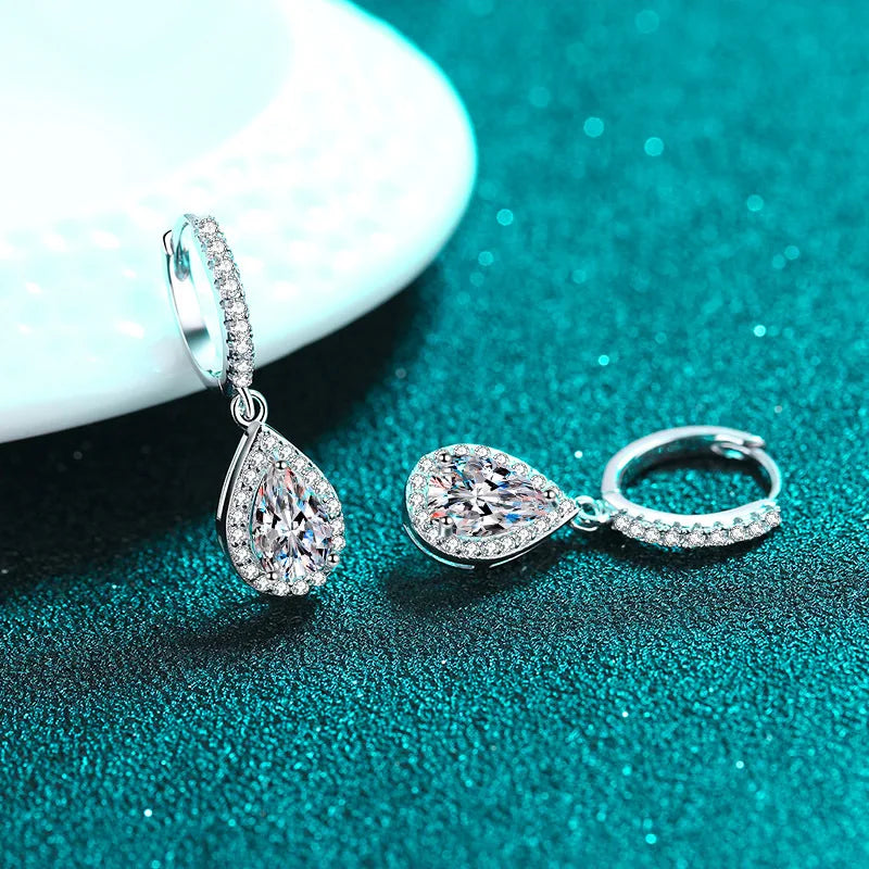 Women's Classic 1-Carat Pear-Cut Moissanite Lab Diamond Drop Earrings S925 Silver Plated PT950 Fine Jewelry