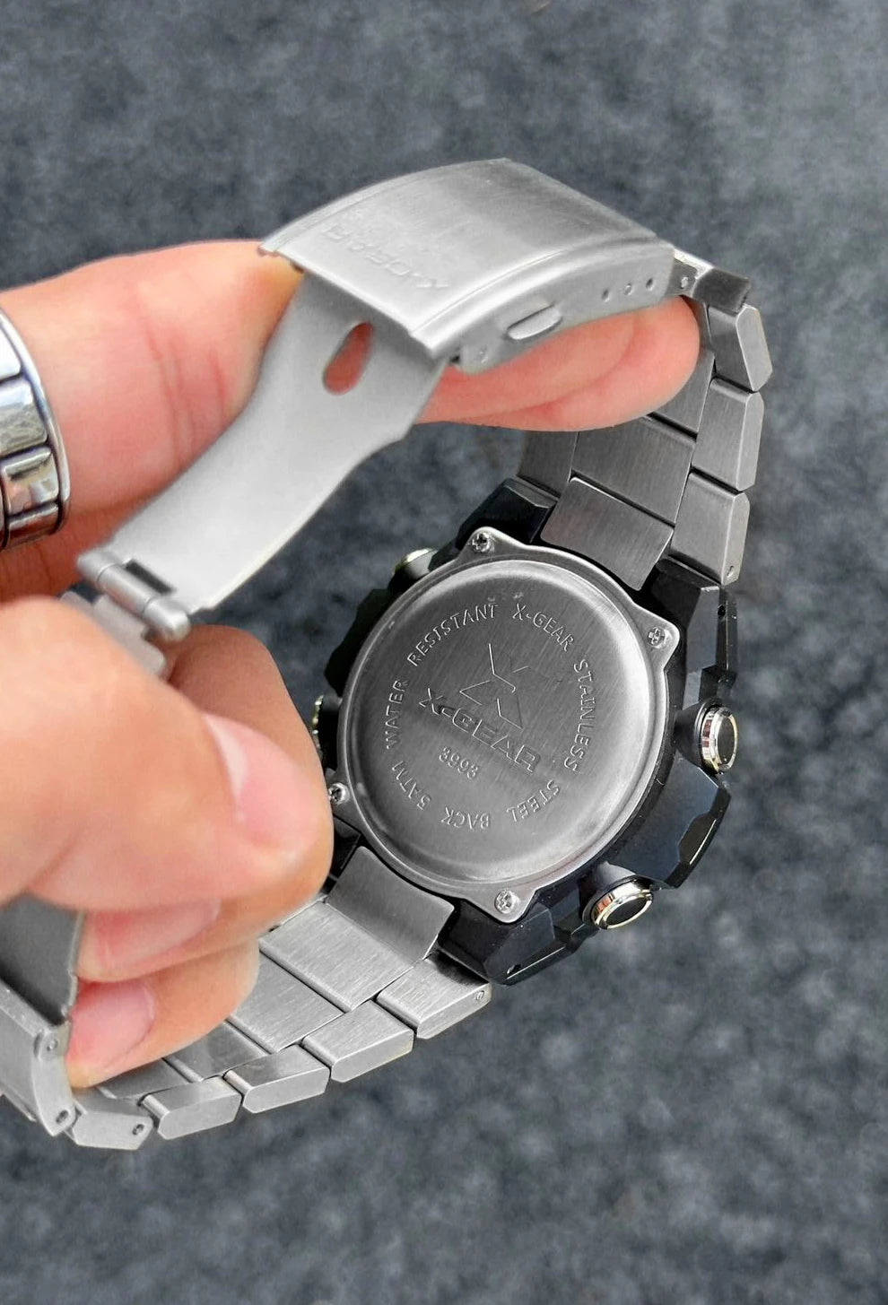 Men's watch, long-lasting battery, with timer and alarm functions, rotating windmill design, stainless steel strap